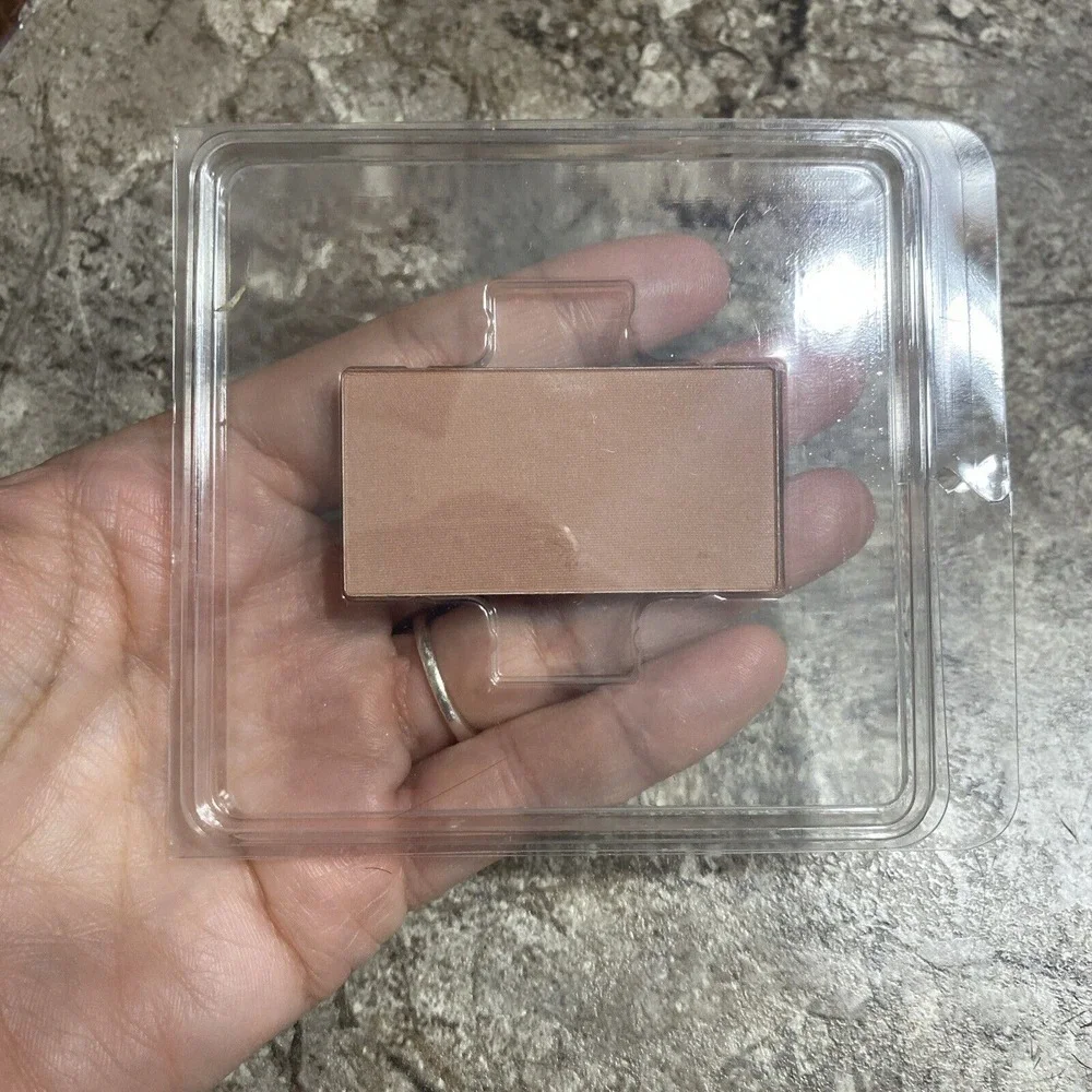 Calvin Klein Blush Single Refill In Shade 04 Bare New‎ Rare